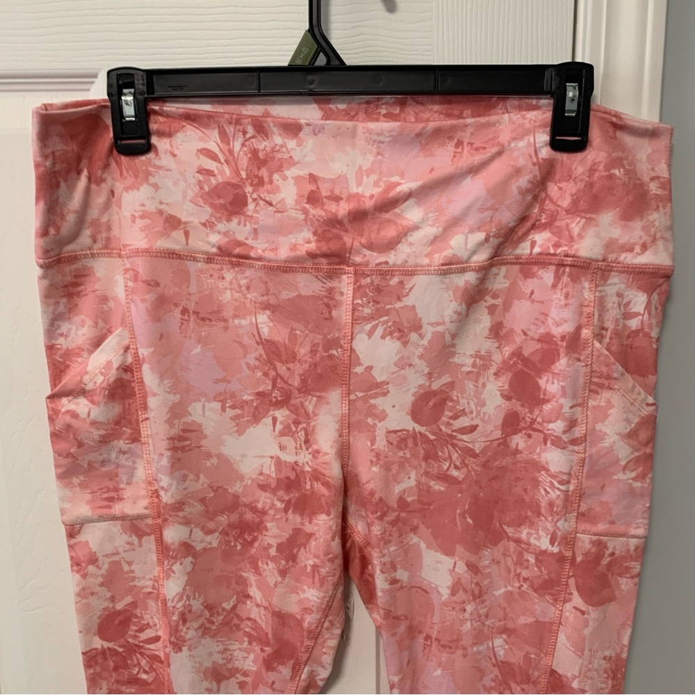 Pink Patterned Leggings - Picture 2 of 12